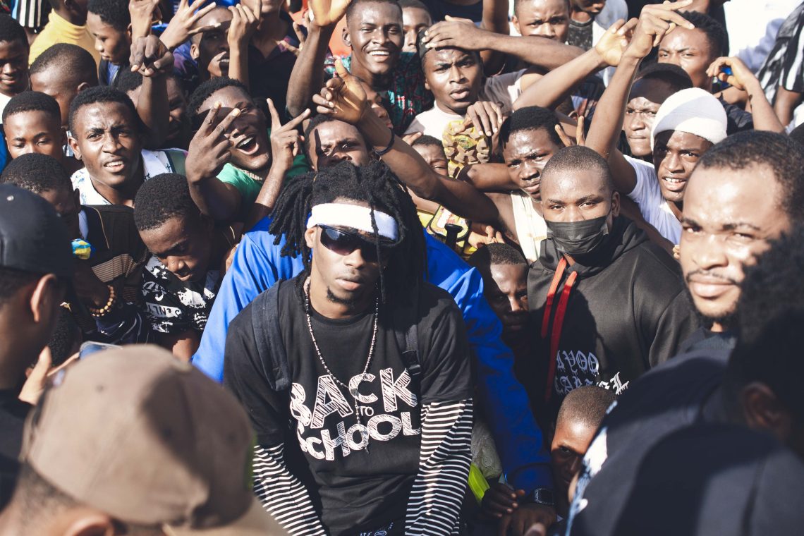 Jeriq Gives Back To His Community